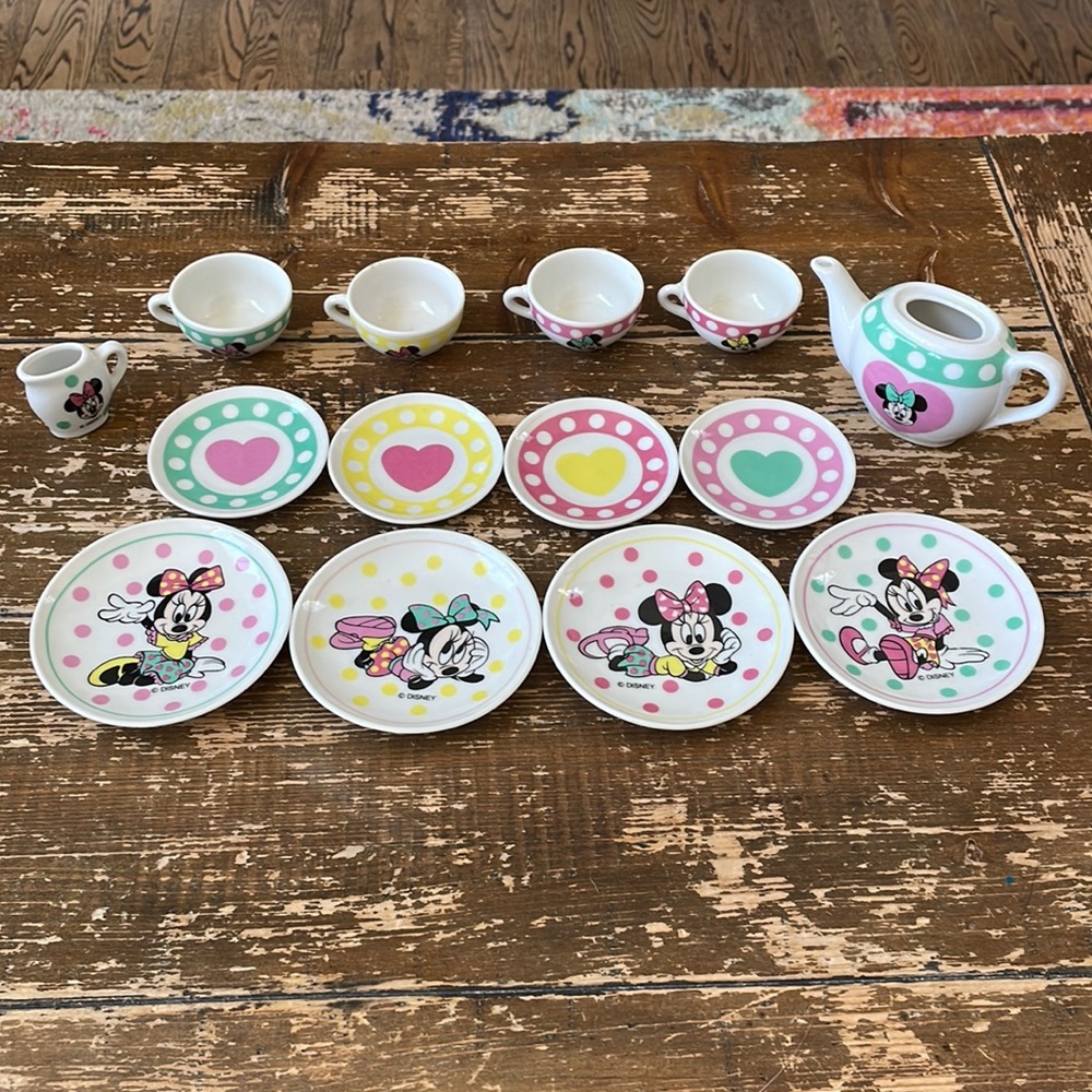 Disney Minnie Mouse Vintage Tea Set
